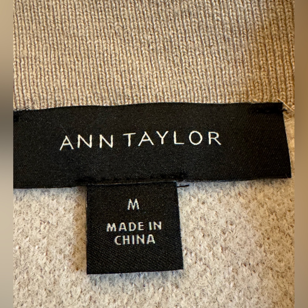 Ann Taylor Checkered Skirt Set in Cream and Tan - Picture 13 of 13